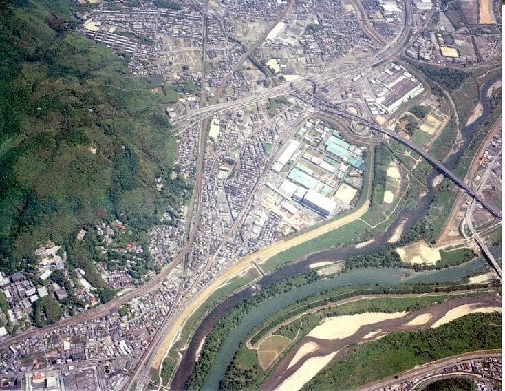 空から見た大山崎町
